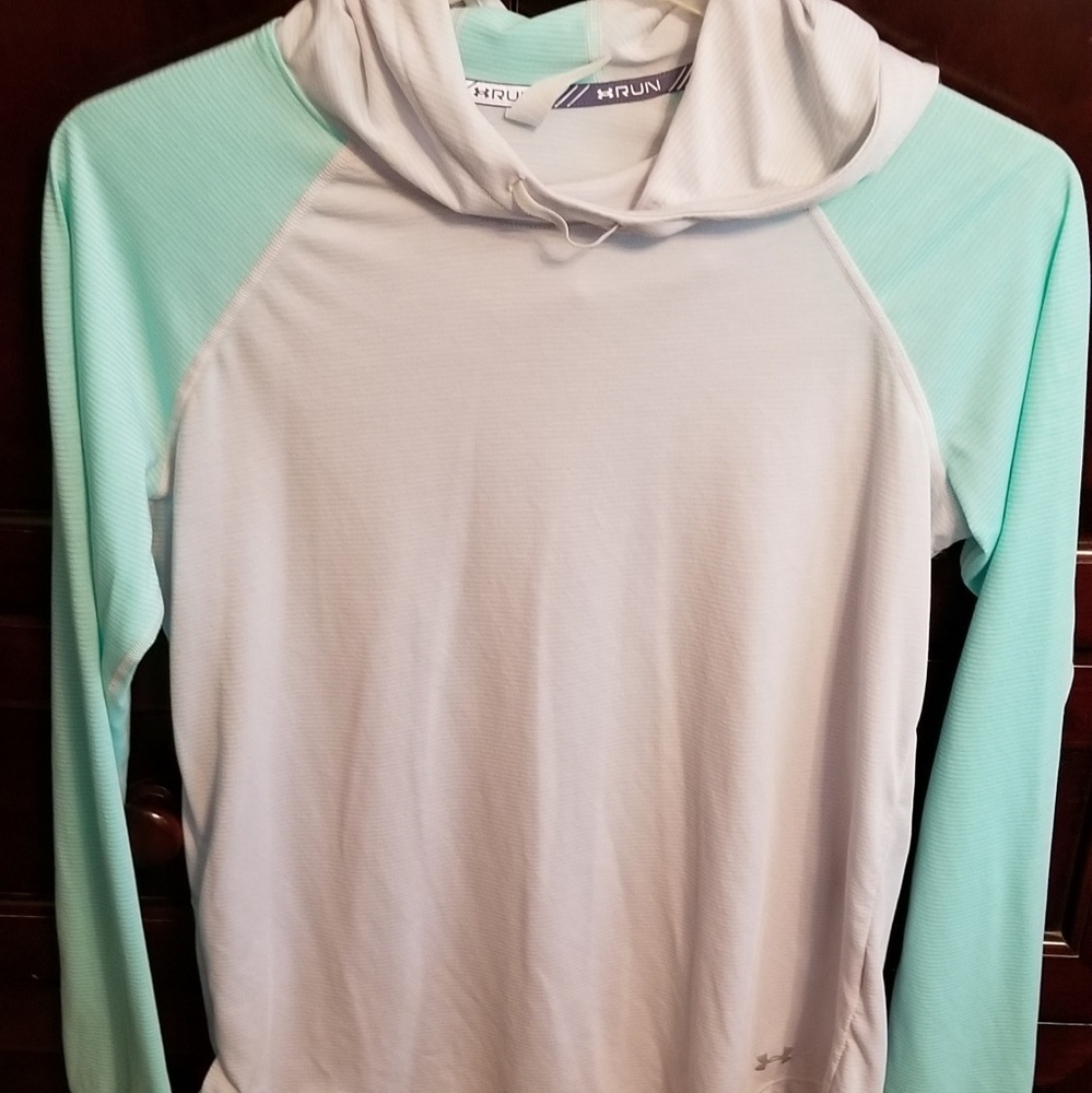Under Armour Women's Heat Gear Long Sleeve